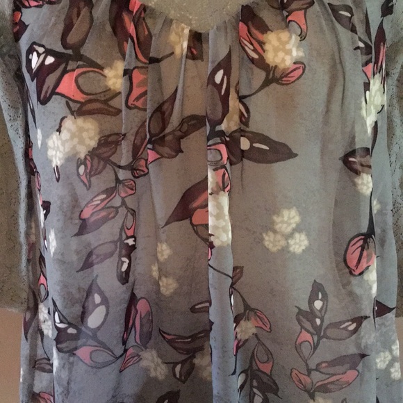 Jack by BB Dakota Lace Crop Top - Picture 6 of 9